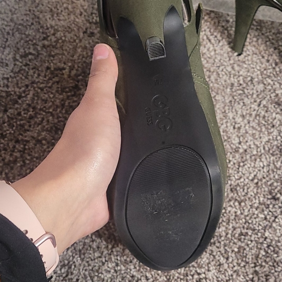 Dark Green heeled boots - Picture 3 of 3